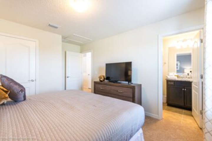 Room 114 of 125