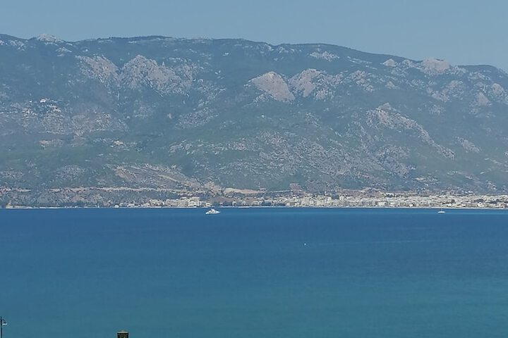 Beach/ocean view
