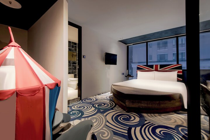 Room 20 of 77