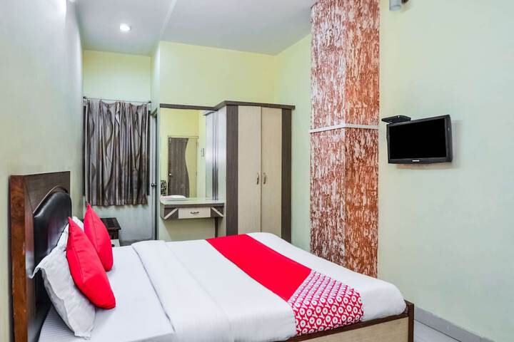 Room 18 of 25