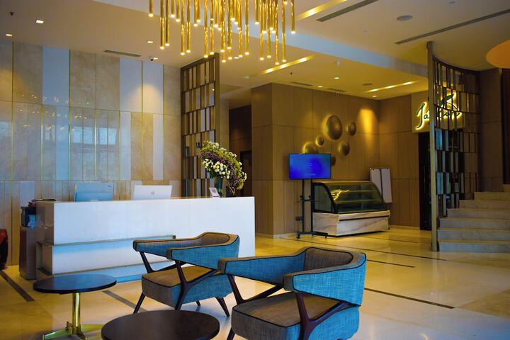 Hotel Interior 4 of 19
