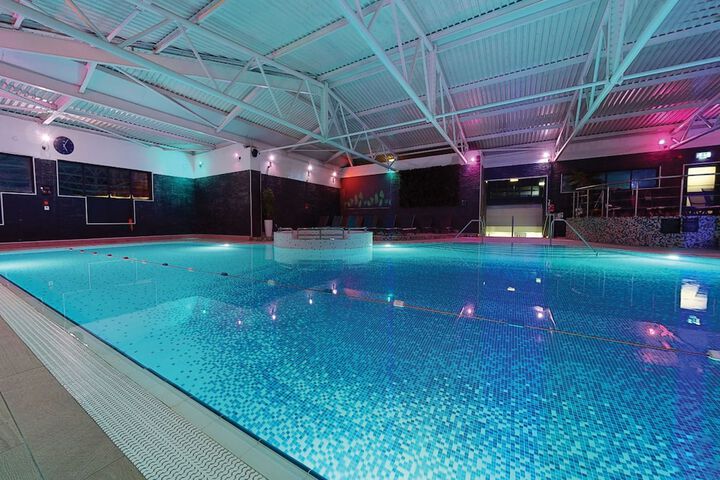 Pools & Facilities