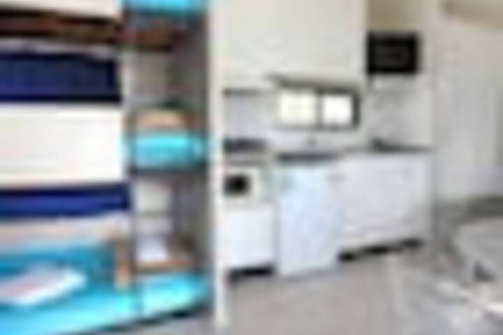 Room 53 of 261