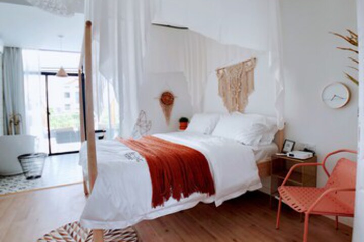 Room 57 of 62