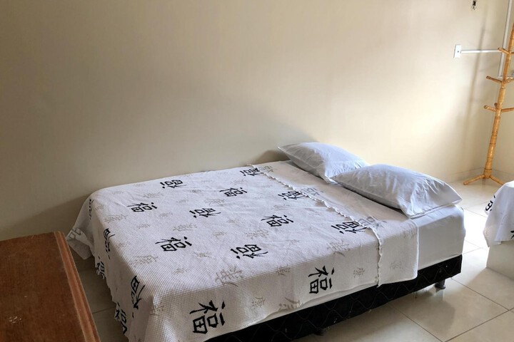 Room 8 of 46