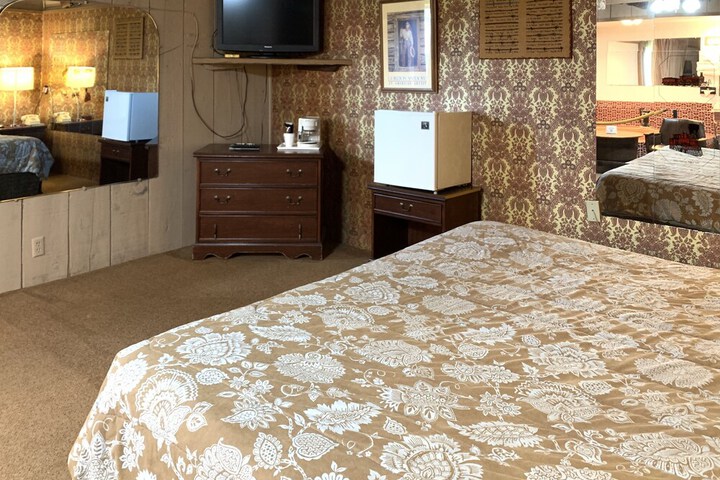 Room 117 of 293