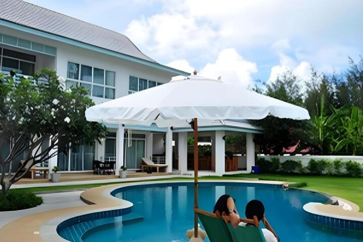 Baan Jeen Hotel Samroiyod Beach