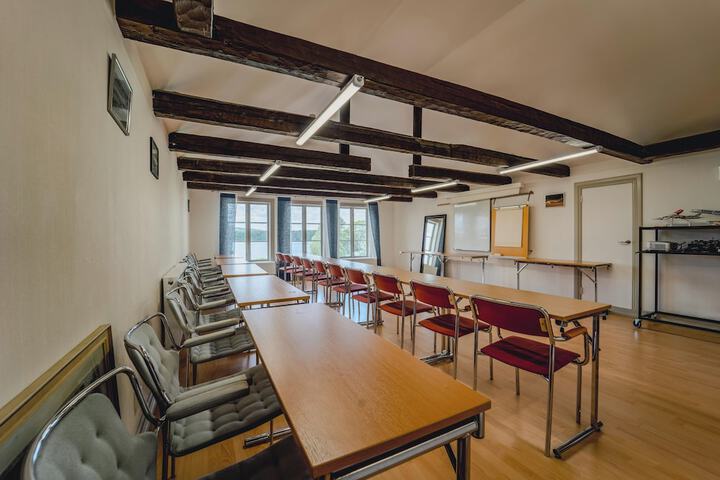 Business Center 138 of 148