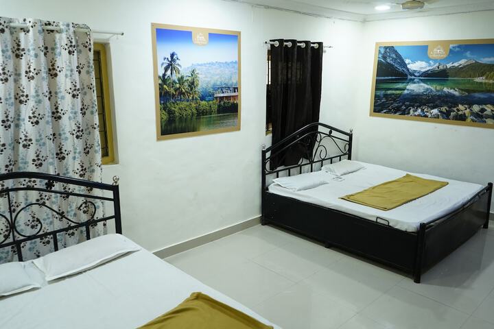 Room 6 of 17