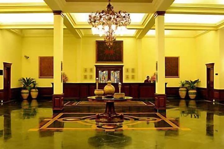 Hotel Interior 4 of 140