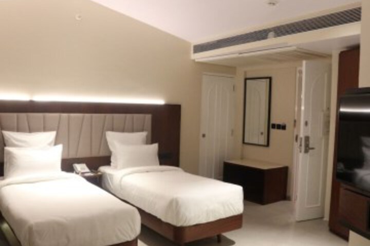 Room 11 of 57