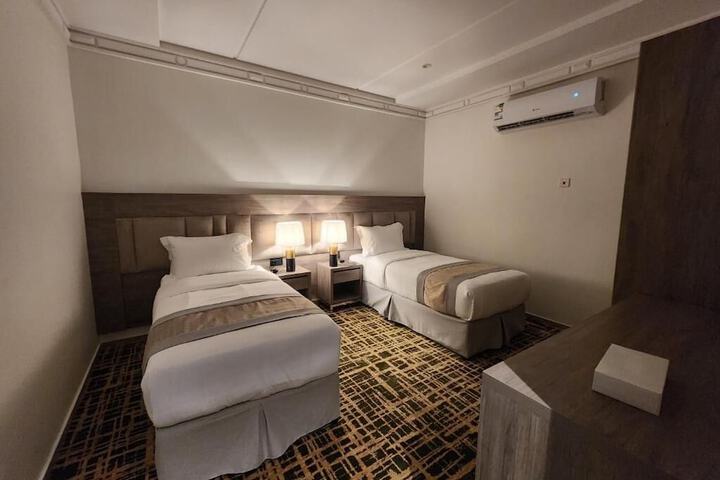 kanaf hotel