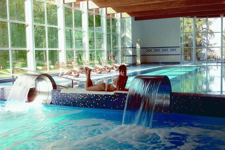 Hotel with Pool