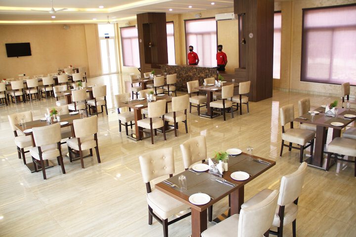 Dining 50 of 70