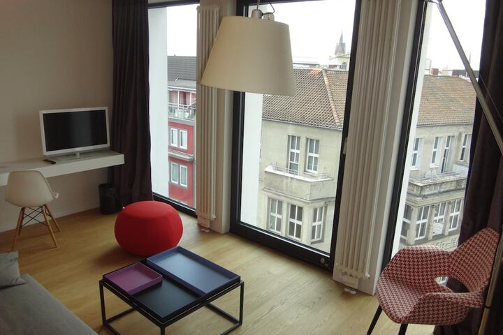 Room 18 of 35