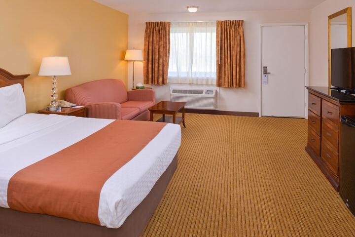 1 Double Bed Deluxe (4 of 16)