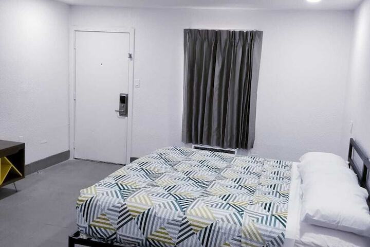 Room 19 of 60