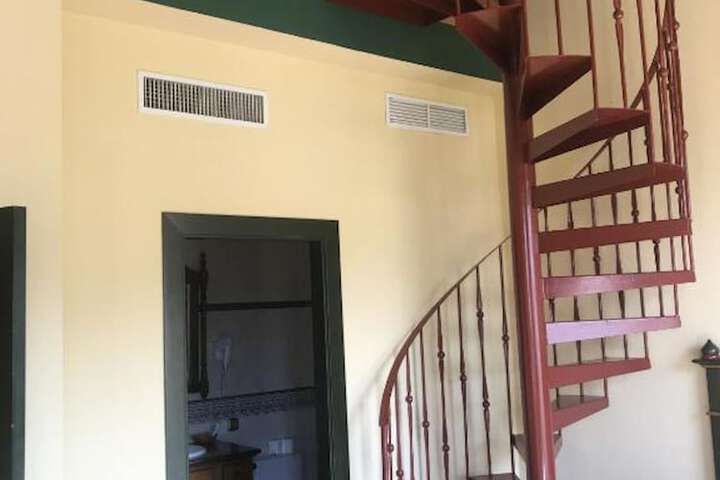 Room 27 of 59