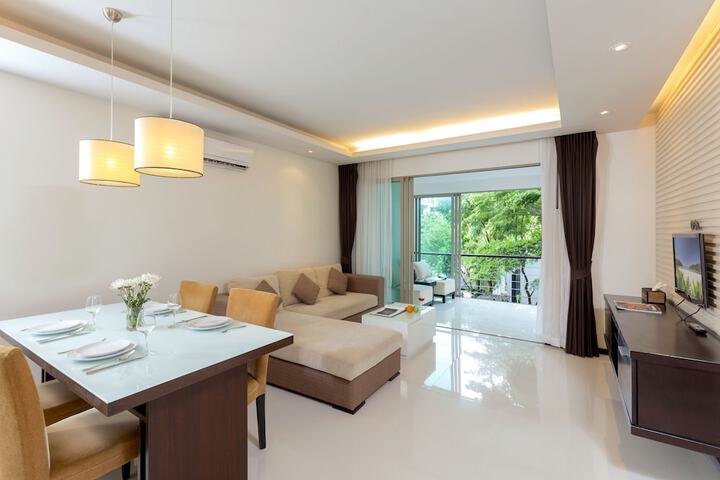 Room 30 of 61