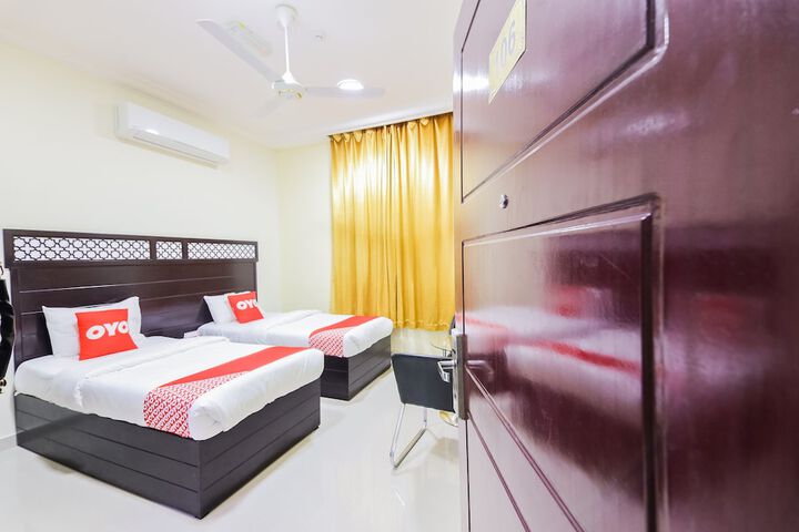 Room 13 of 20