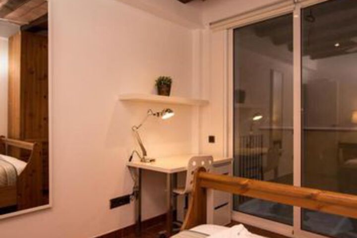 Room 63 of 140