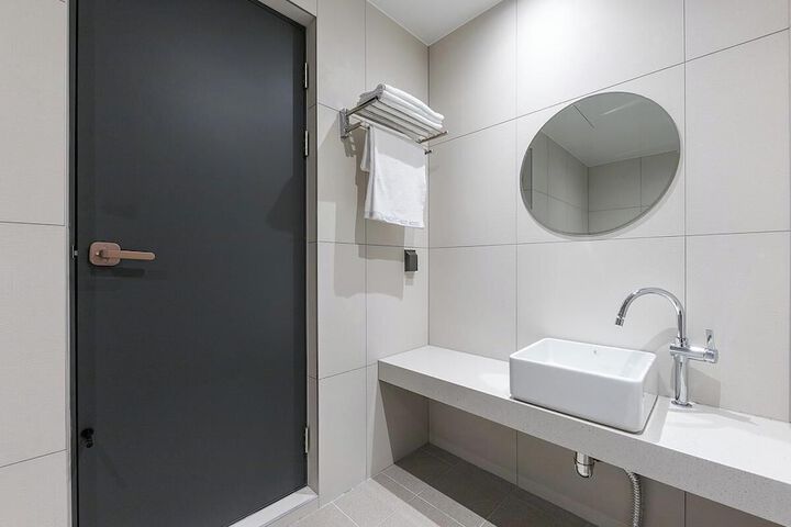 Room 55 of 72