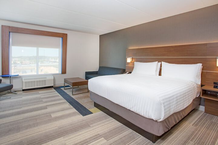 Standard | King Bed (11 of 11)