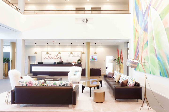 Hotel 2 of 76