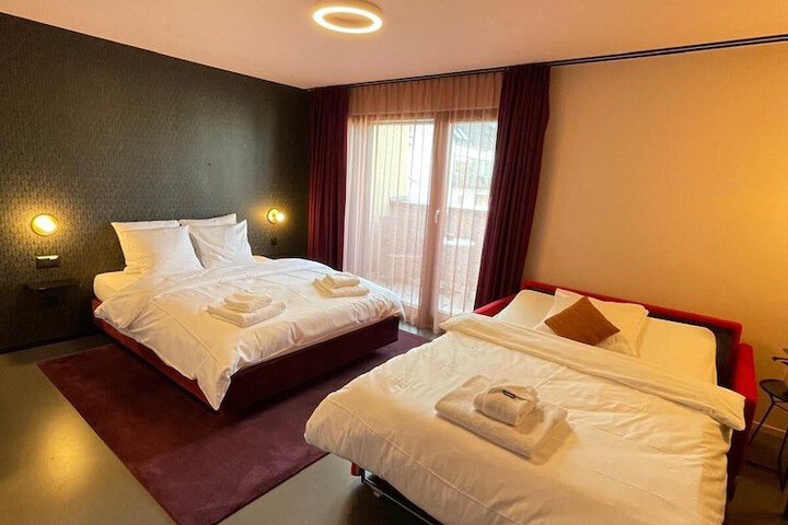 Room 20 of 49