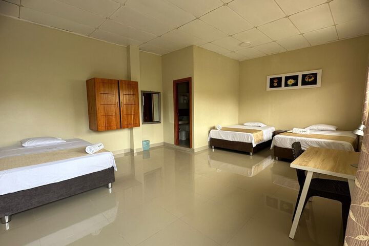 Room 8 of 29