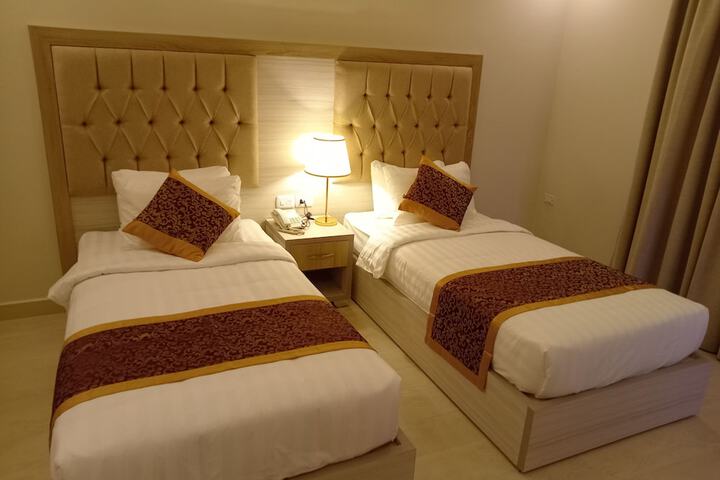 Room 39 of 235