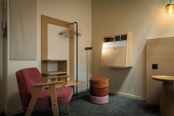 Room 46 of 109