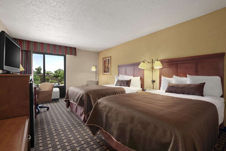 2 Double Beds (2 of 9)