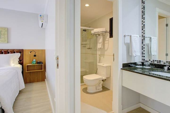 Clean Restrooms