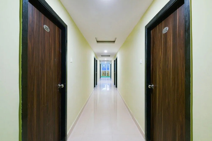 Room 11 of 15