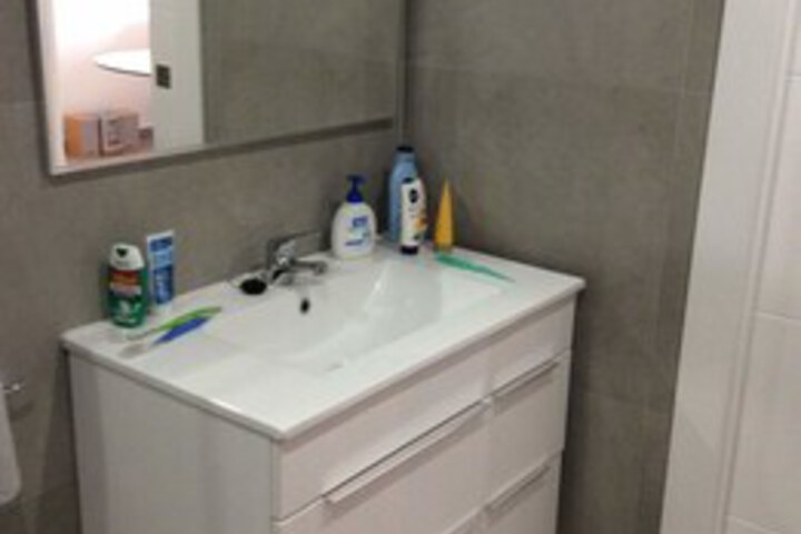 Room 4 of 19