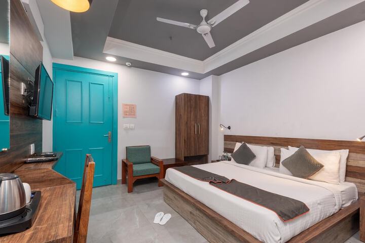 Room 10 of 47