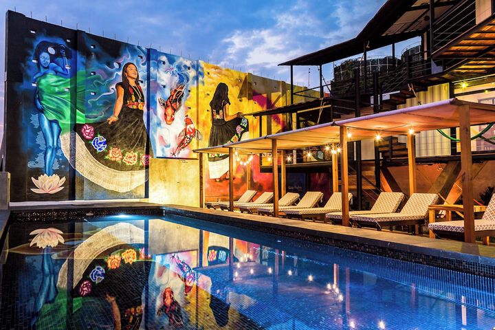 Cabane Container Hotel - Adults Only