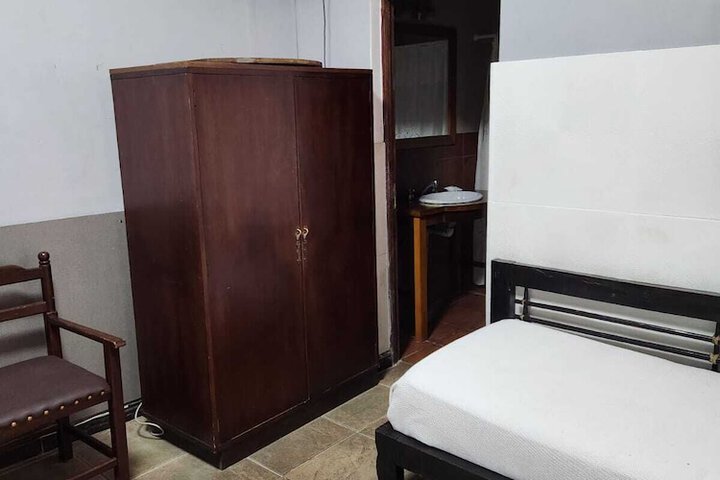 Room 32 of 91