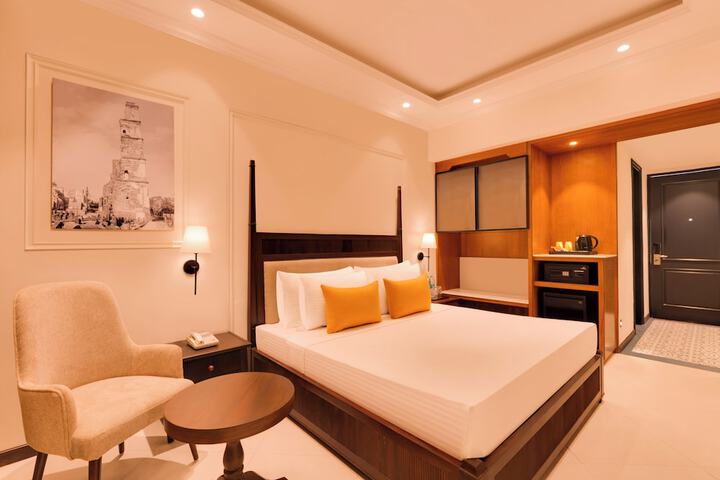 Room 20 of 49