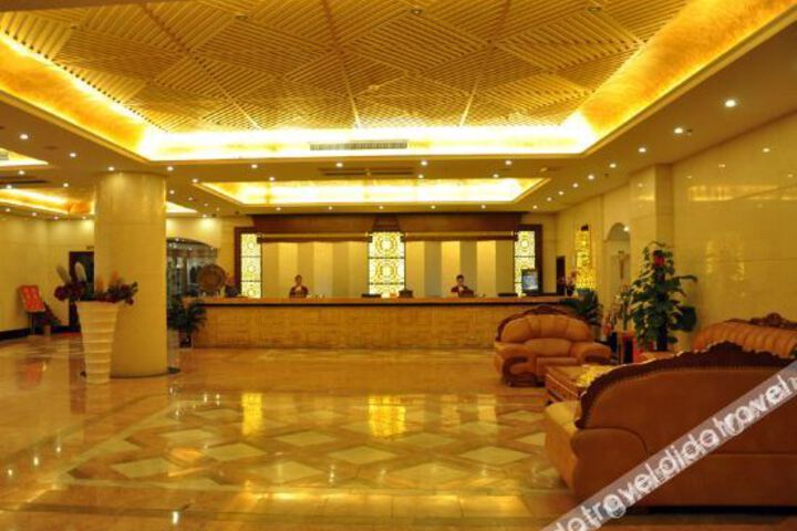 Hotel Interior 8 of 19