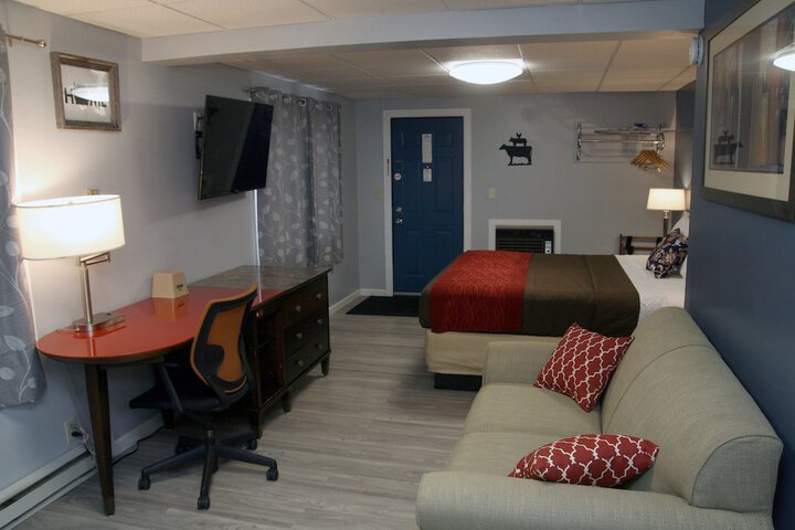 Room 32 of 71