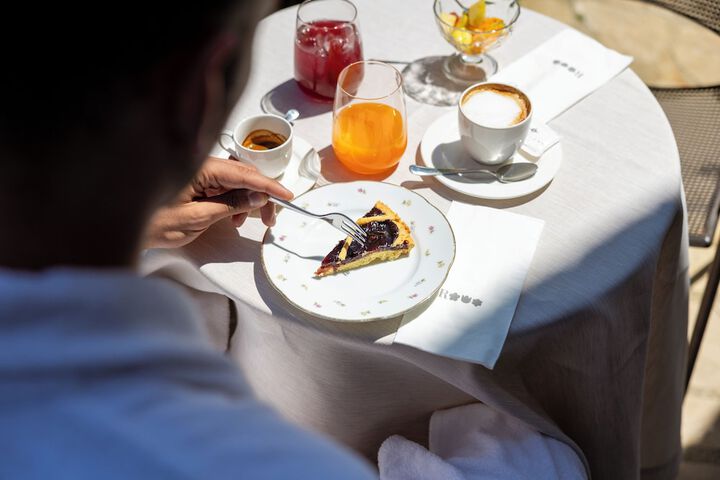 Breakfast/Coffee Service 119 of 150