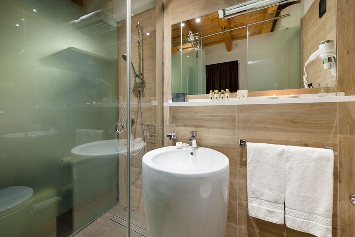 Bathroom Interior Photo