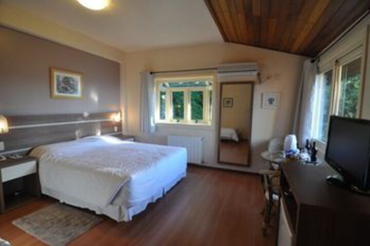 Room 15 of 40