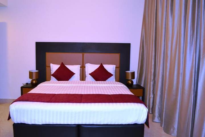 Room 6 of 52