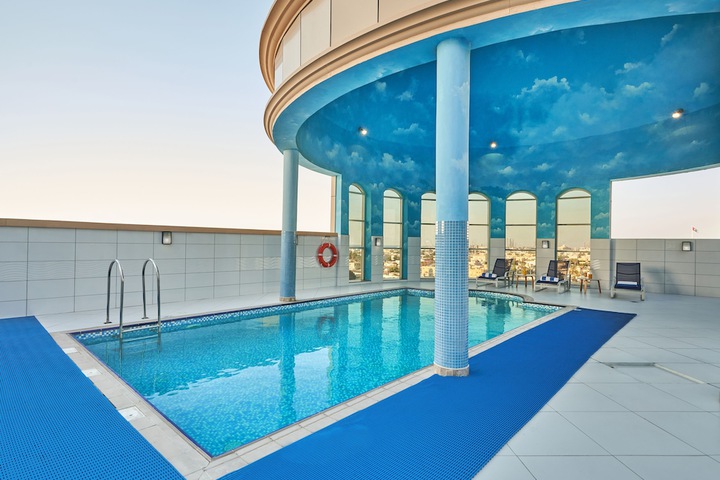 Pool 25 of 43