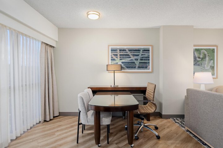 Room 53 of 107