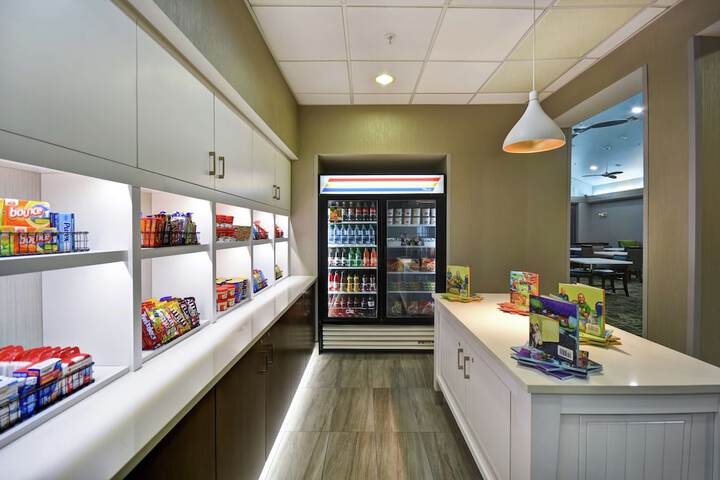 Snack bar