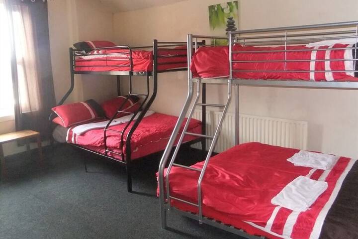 Room 18 of 22